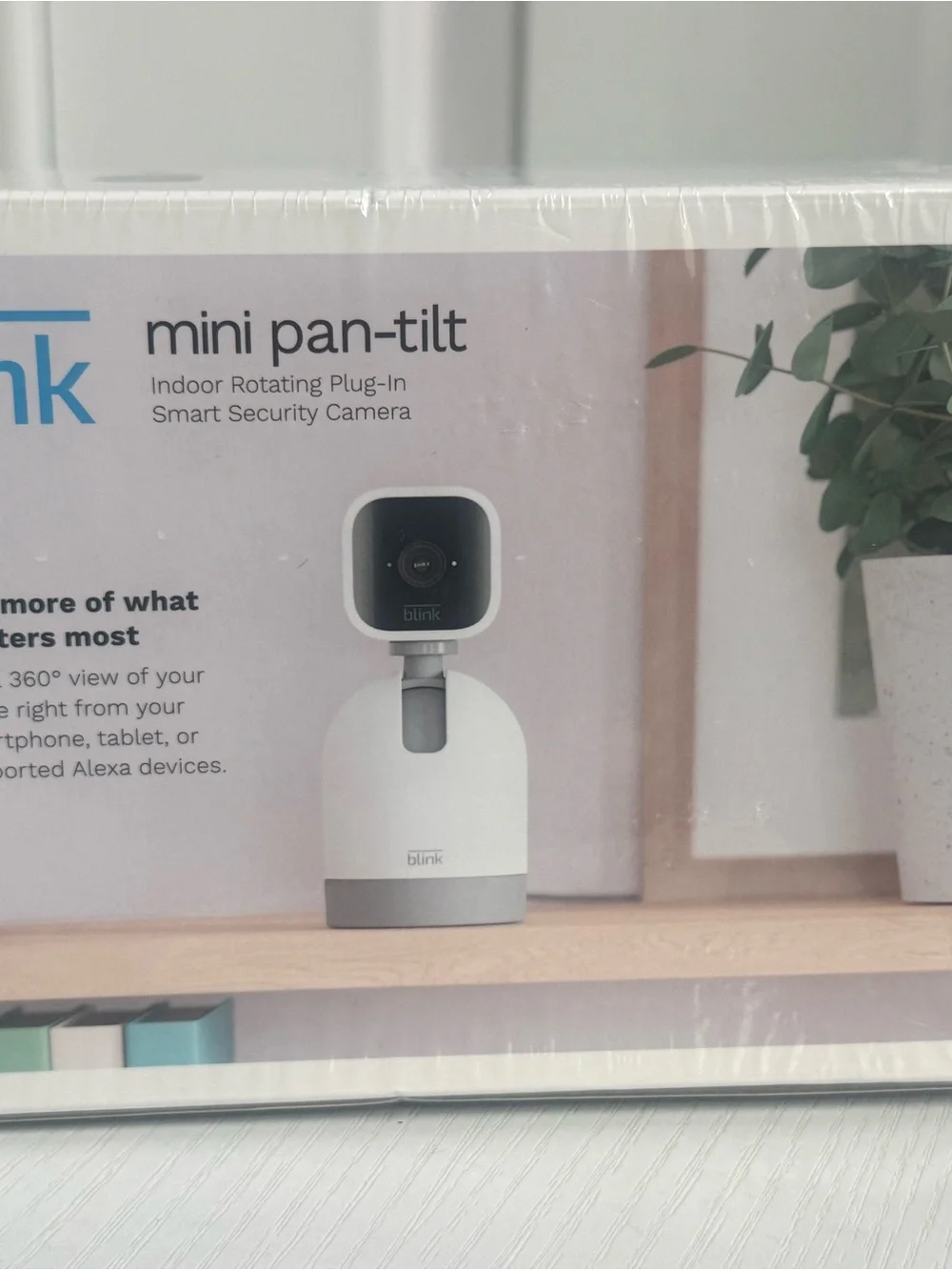 Link Blink mini pan-tilt Indoor Smart Security Camera - White